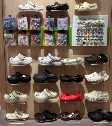 【crocs】ジビッツ入荷しました🎶