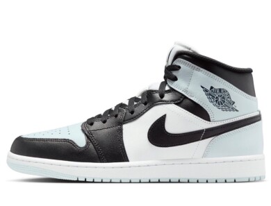【NIKE】AIR JORDAN 1 MID