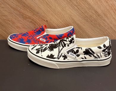 【VANS】CLASSIC SLIP-ON