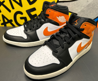 【 NIKE 】AIR JORDAN 1 MID