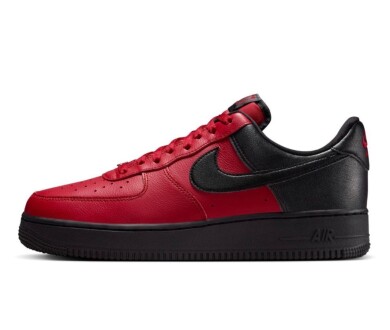 【NIKE】AIR FORCE 1'07 LV8