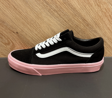 【VANS】OLD SKOOL