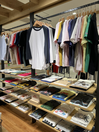 Tee入荷してます！