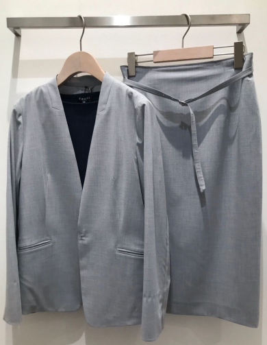 【アミュプラザ長崎　新館　スーツスクエア】ストレスフリーで快適に！春夏におすすめのセットアップ