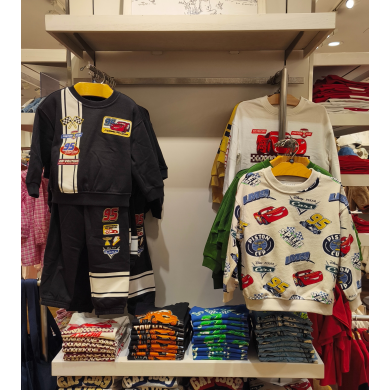 大人気のカーズコレクション入荷