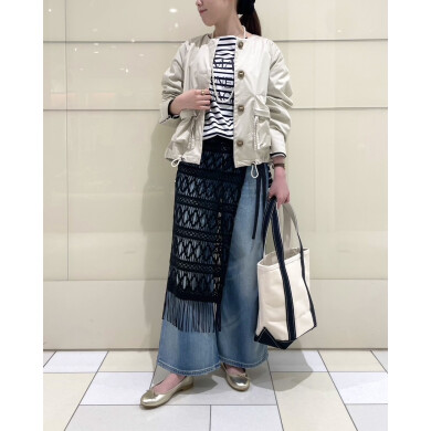 ボーダーT×デニムのシンプルコーデにラップスカートをアクセントに✨️