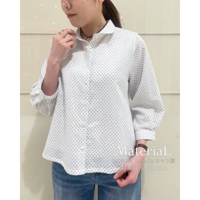 オーストリアのコットンリネン素材のドット生地と、襟から覗くスイスのピンドット生地が特徴のシャツ✨️