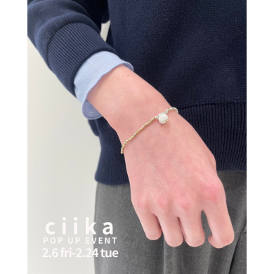 カクカクのシルバービーズと天然石を交互にリズムカルに合わせたブレスレット✨  