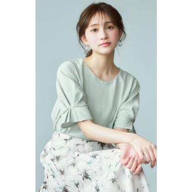 今年も大人気のブラウス入荷！