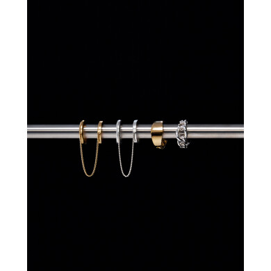 地金本来の艶感が、圧倒的な風格を醸し出す『Connect』collection