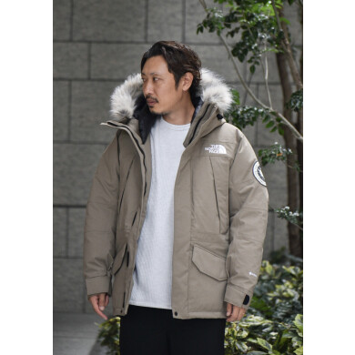 アンタークティカパーカ発売中‼︎