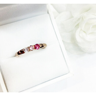 セミオーダーで頑張ったママへのご褒美ジュエリーを