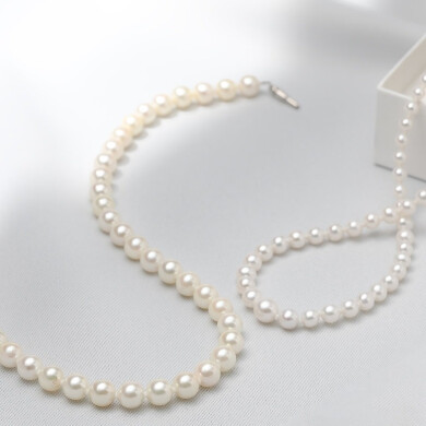 成人祝いに贈る | パールジュエリー |