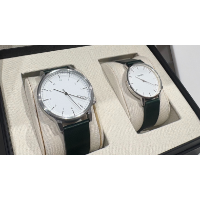 【KOMONO|コモノ】ペアウォッチにも最適、グリーンベルトの映える時計