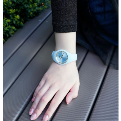 【ICEWATCH｜アイスウォッチ】爽やかなブルーウォッチ