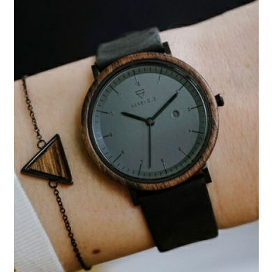 【KERBHOLZ／カーブホルツ】シックなブラックウォッチ