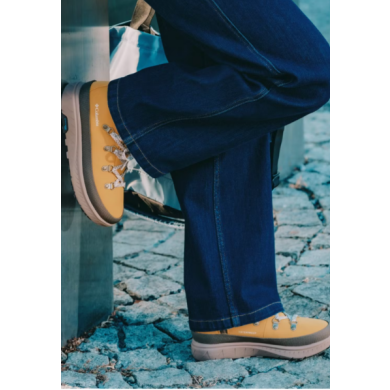 【コロンビア】かもめ広場ウィンドウ展示アイテム［シューズ編］