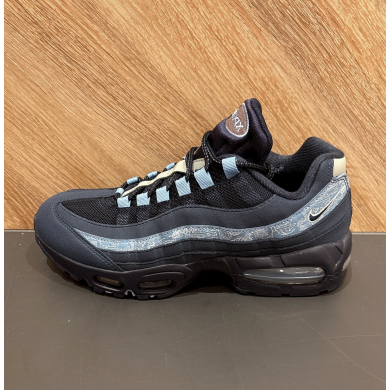 【NIKE】AIRMAX 95 BIG BUBBLE SE