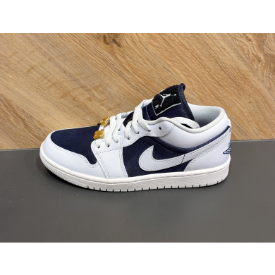 【NIKE】W AIR JORDAN 1 LOW SE