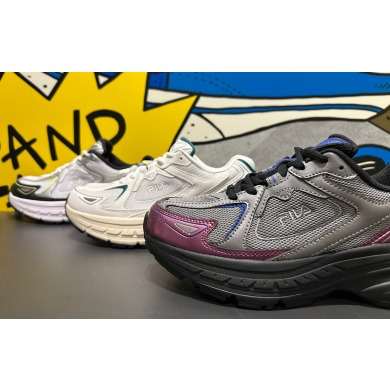 【 FILA 】DECYPHER V4