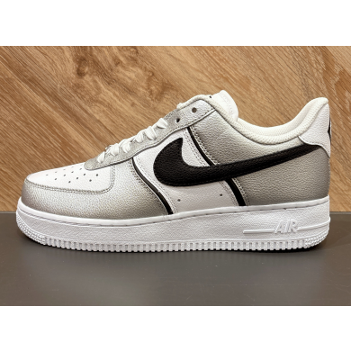 【NIKE】AIR FORCE 1 '07 LV8 SPORTS