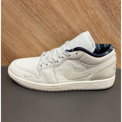 【NIKE】AIR JORDAN 1 LOW SE
