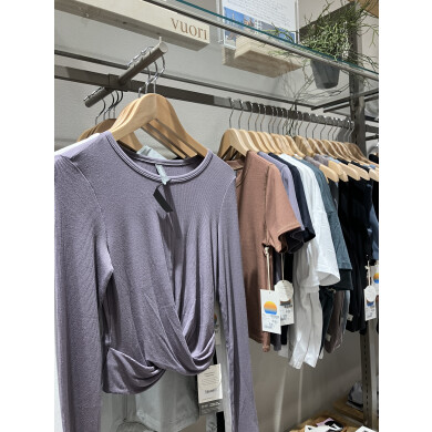 カリフォルニア生まれVUORI