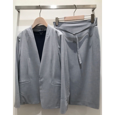 【アミュプラザ長崎　新館　スーツスクエア】ストレスフリーで快適に！春夏におすすめのセットアップ