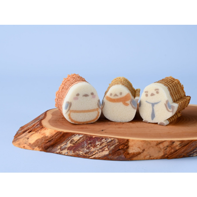 『シマエナガファミリー』の型ぬきバウム販売🐣