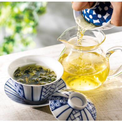 香り爽やか、台湾春摘み烏龍茶。