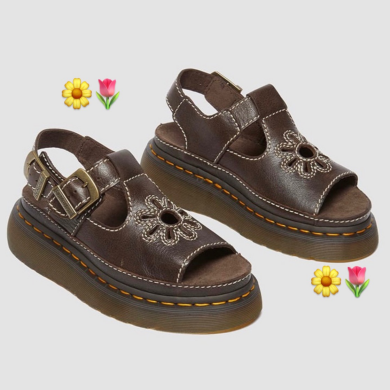 🌼フラワーサンダル🌼