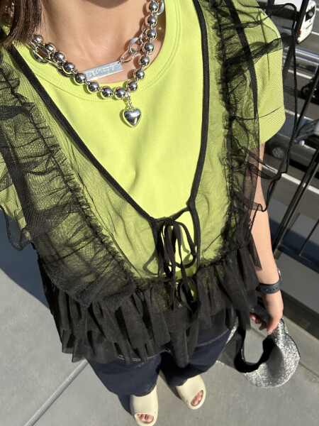 美シルエットのカーブデニム