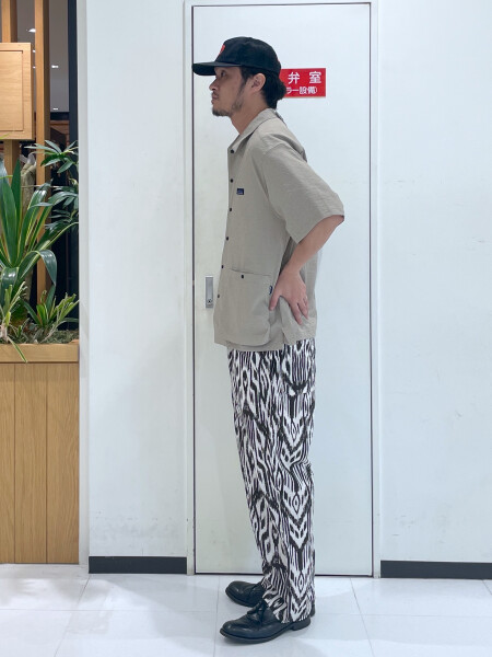 柄パンツコーデ