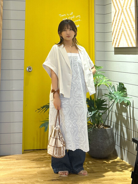 レースが大人っぽいカジュアルミックスコーデ🌱