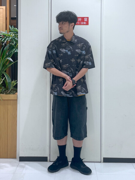 柄シャツコーデ
