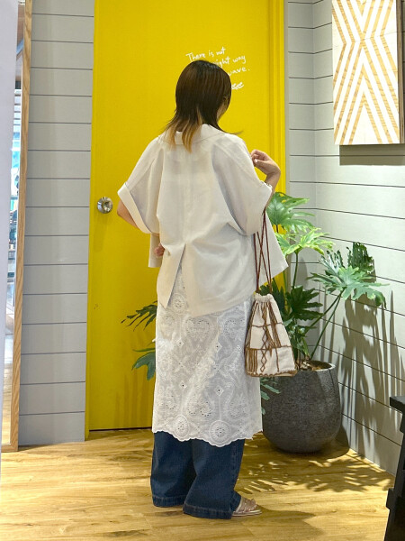 レースが大人っぽいカジュアルミックスコーデ🌱