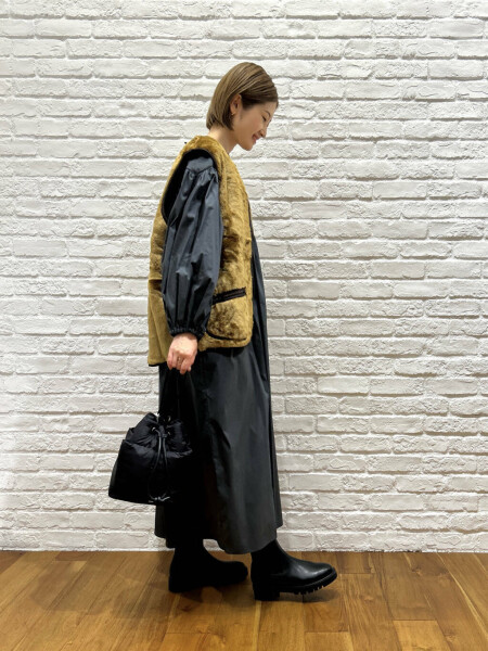 ワンピ　×　Barbour ベスト　コーデ