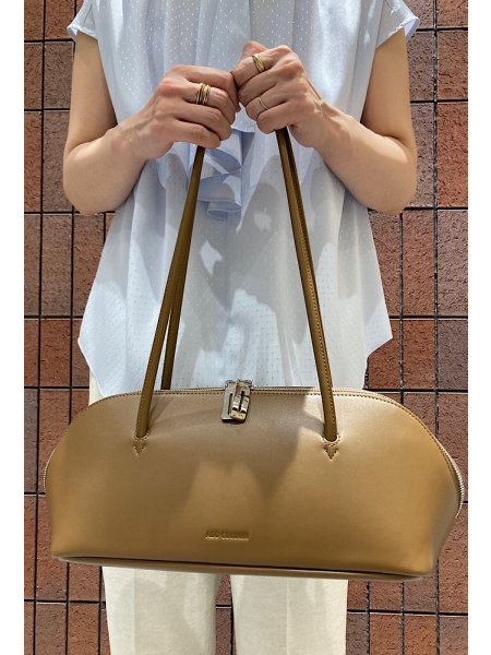 夏の通勤スタイル