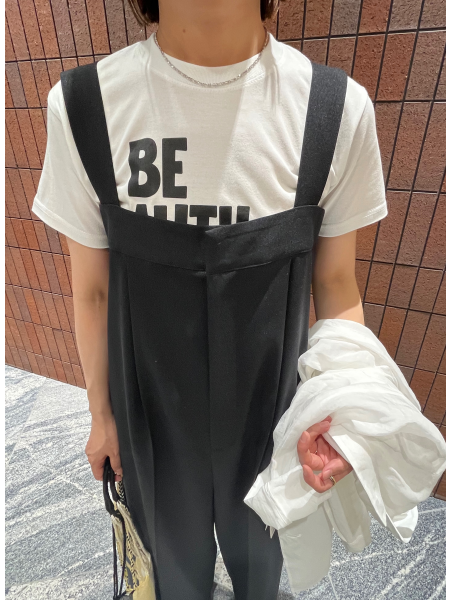 白ジャケットコーデ