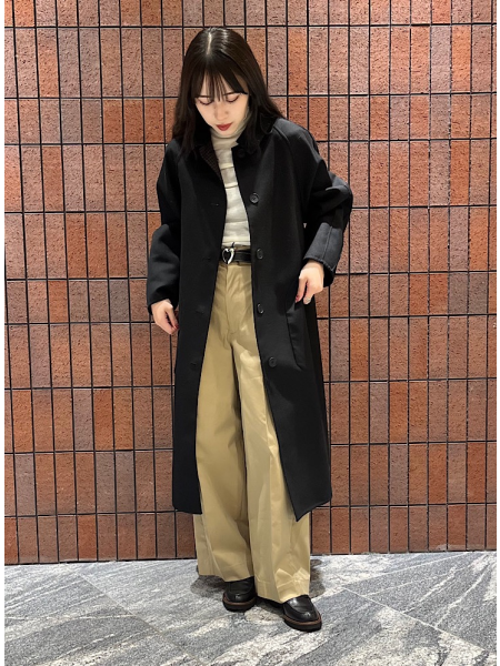 Prmary Navy Labelコーデ