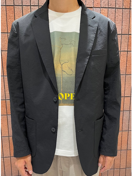 ストレッチジャケットコーデ