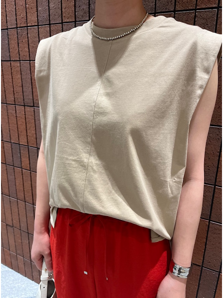 カラーパンツコーデ