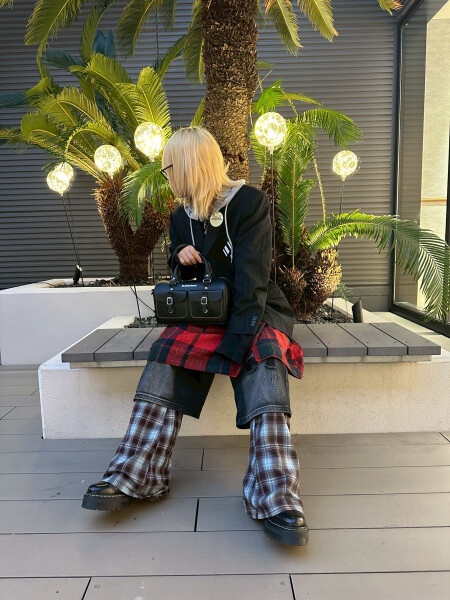 JADON ホワイトステッチ