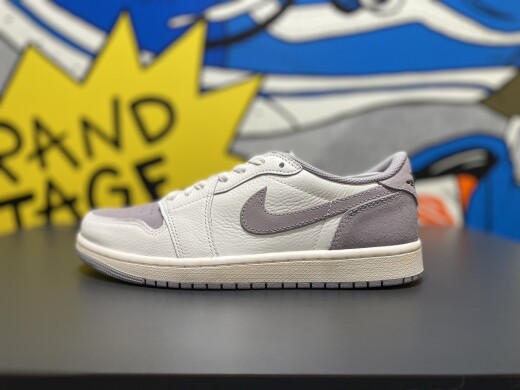 【NIKE】JORDAN 1 RETRO LOW OG