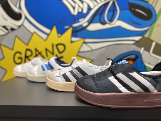 【adidas】 PUFFYLETTE