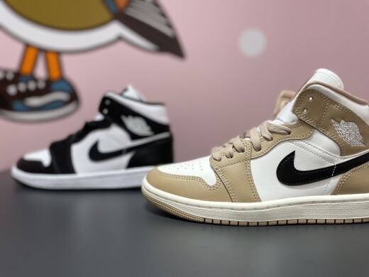 【NIKE】W AIR JORDAN 1 MID 